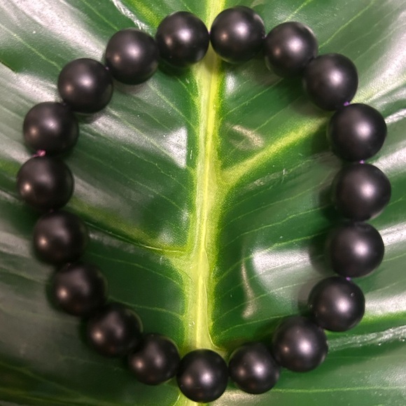 matte BLACK ONYX beaded bracelet for STRENGTH PROTECTION & CONFIDENCE - Picture 1 of 5